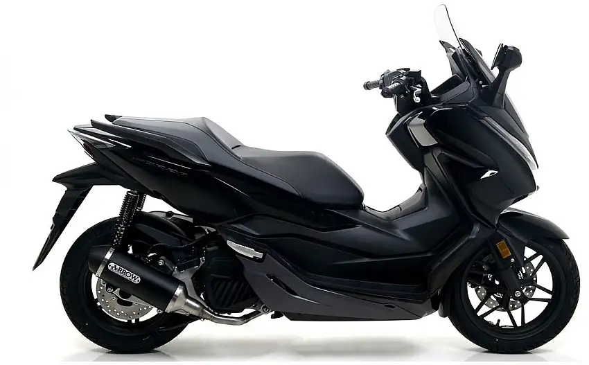 Collettori Arrow catalitico per scarico Urban omologato per Honda Forza 125 15-20