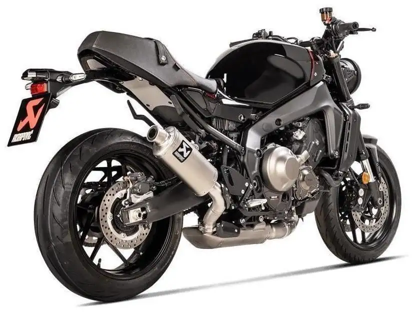 Scarico completo Akrapovic Racing omologato con collettori in acciaio e terminale in titanio per Yamaha XSR 900 24-25