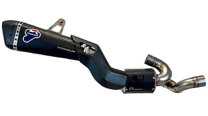 Scarico semi-completo Termignoni non omologato con collettori in acciaio inox e terminale in titanio nero con fondello in carbonio per Ducati Multistrada V4 2025