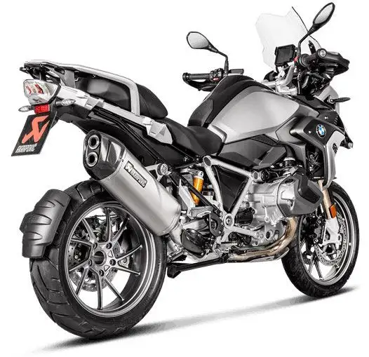 Terminale di scarico Akrapovic omologato in titanio con fondello in carbonio per BMW R 1250 GS 19-23