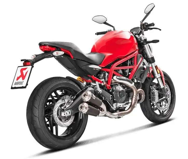 Terminale di scarico Akrapovic non omologato in titanio con fodero nero per Ducati Monster 797 17-20