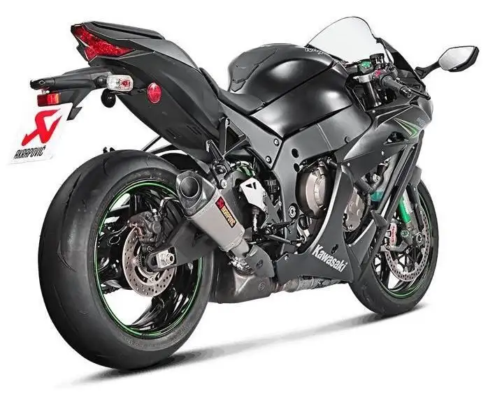 Terminale di scarico Akrapovic non omologato in titanio con fondello in carbonio per Kawasaki ZX-10RR 17-20