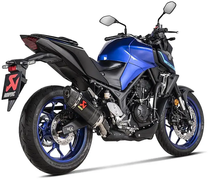 Terminale di scarico Akrapovic omologato Euro 5 in carbonio per Yamaha MT-03 22-25