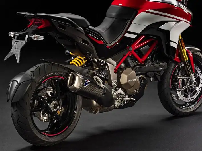 Terminale di scarico Termignoni omologato in carbonio per Ducati Multistrada 1200 15-17