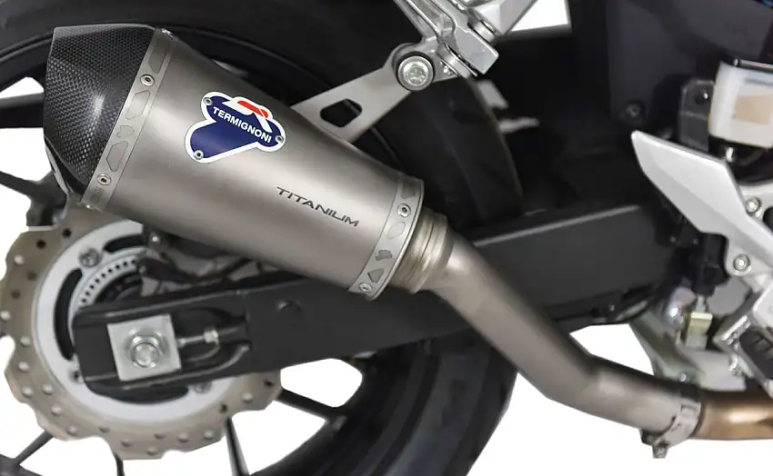 Terminale di scarico Termignoni non omologato in titanio con fondello in carbonio per Honda CBR 500 R 19-22