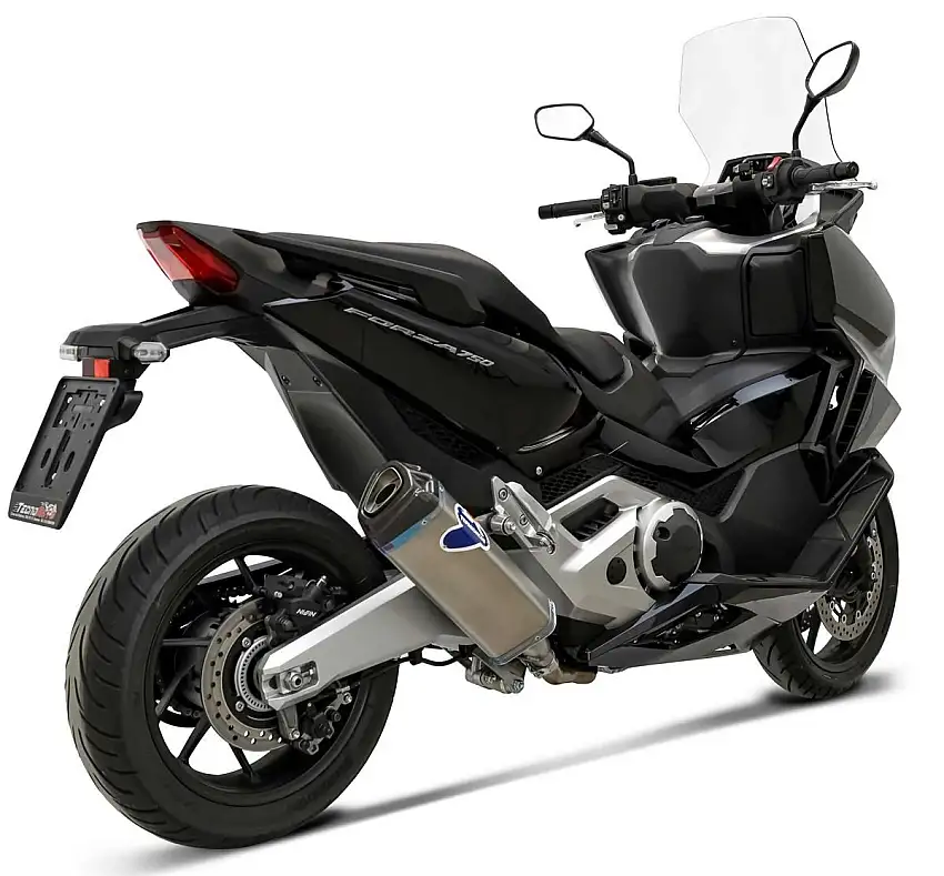 Terminale di scarico Termignoni non omologato in titanio con fondello in carbonio per Honda Forza 750 21-22