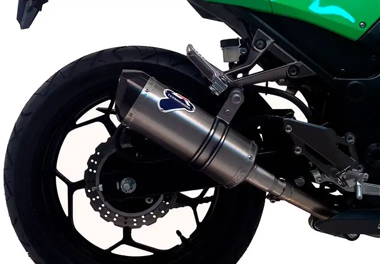 Terminale di scarico Termignoni non omologato in acciaio inox con fondello in carbonio per Kawasaki Ninja 300 R 13-17