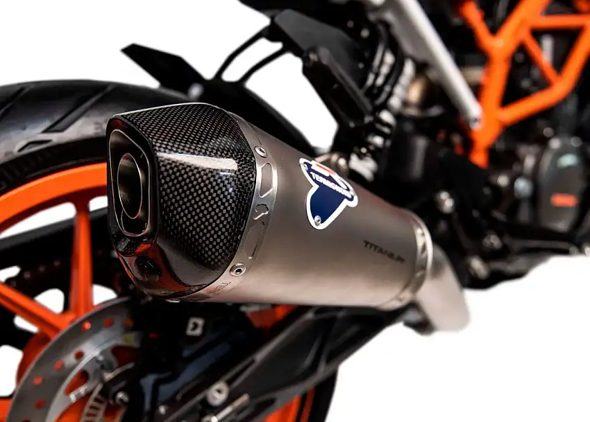 Terminale di scarico Termignoni non omologato in titanio con fondello in carbonio per KTM 390 Duke 17-19