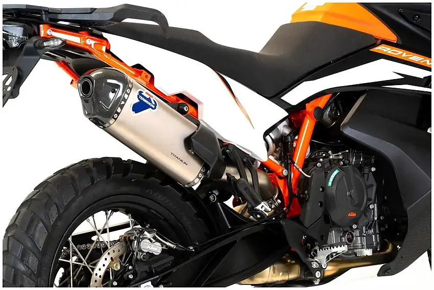 Terminale di scarico Termignoni omologato titanio con fondello in carbonio per KTM 790 Adventure 23-25