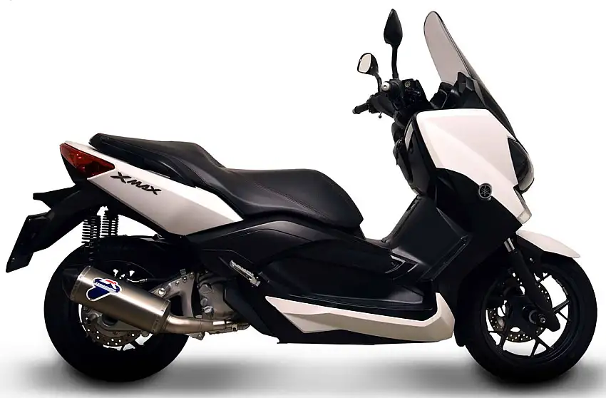 Terminale di scarico Termignoni omologato in acciaio inox con fondello in carbonio per Yamaha X-Max 250 09-20