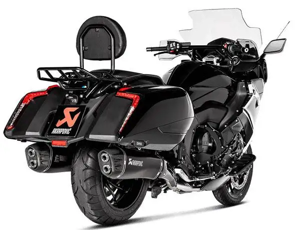Terminali di scarico Akrapovic omologati in titanio foderati neri con fondello in carbonio per BMW K 1600 B Grand America 19-20 (COPPIA)