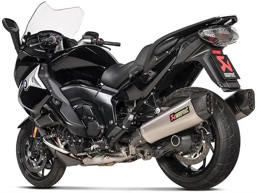 Terminali di scarico Akrapovic omologati in titanio con fondello in carbonio per BMW K 1600 GTL 24-25 (COPPIA)