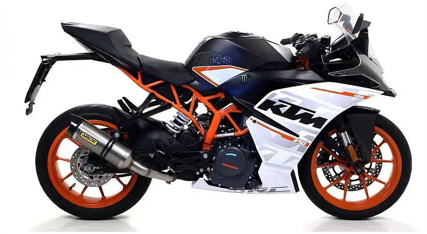 Terminale di scarico Arrow Thunder Titanio con fondello carby omologato per KTM 390 Duke 17-20